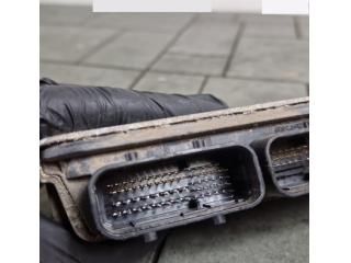 bontott TOYOTA AURIS Motorvezérlő