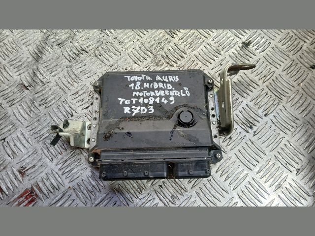 bontott TOYOTA AURIS Motorvezérlő