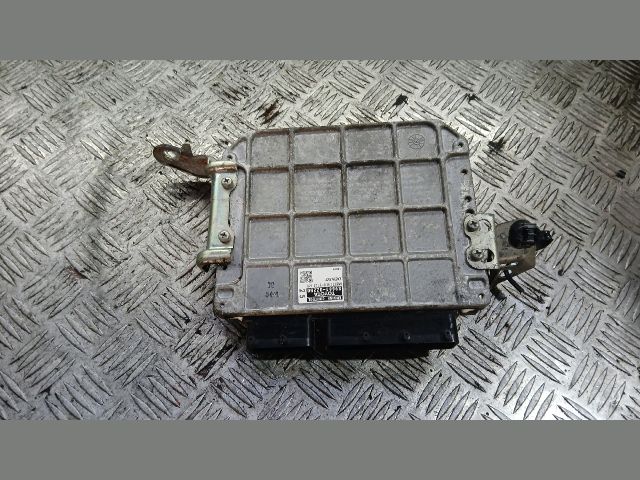 bontott TOYOTA AURIS Motorvezérlő