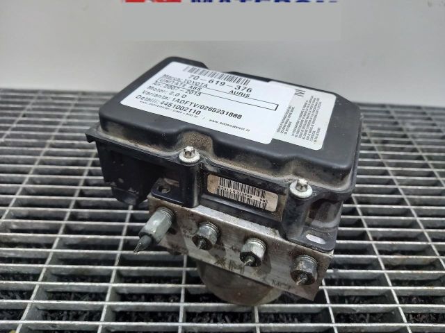 bontott TOYOTA AURIS ABS Kocka