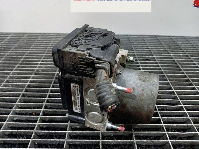 bontott TOYOTA AURIS ABS Kocka