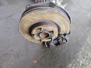 bontott TOYOTA AURIS Bal első Kerékagy