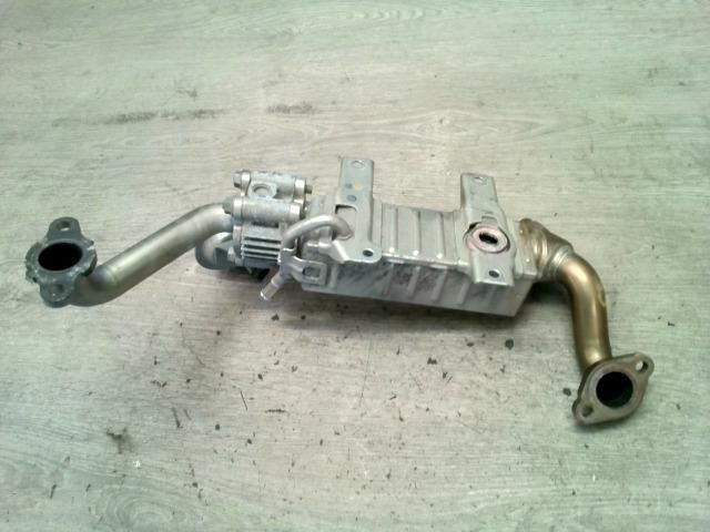 bontott TOYOTA AURIS EGR Hűtő Cső