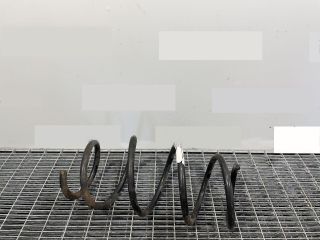 bontott TOYOTA AURIS Első Rugó