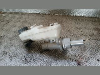 bontott TOYOTA AURIS Főfékhenger