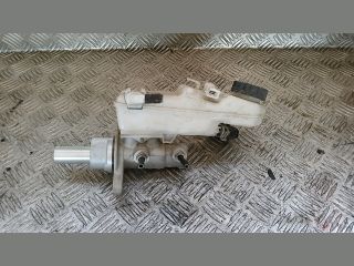 bontott TOYOTA AURIS Főfékhenger