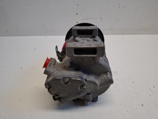 bontott TOYOTA AURIS Klímakompresszor