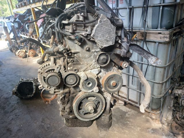 bontott TOYOTA AURIS Komplett Motor (Segédberendezésekkel)