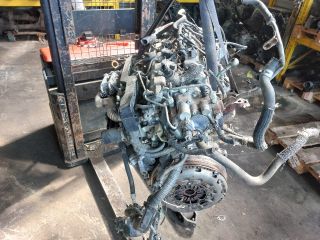 bontott TOYOTA AURIS Komplett Motor (Segédberendezésekkel)