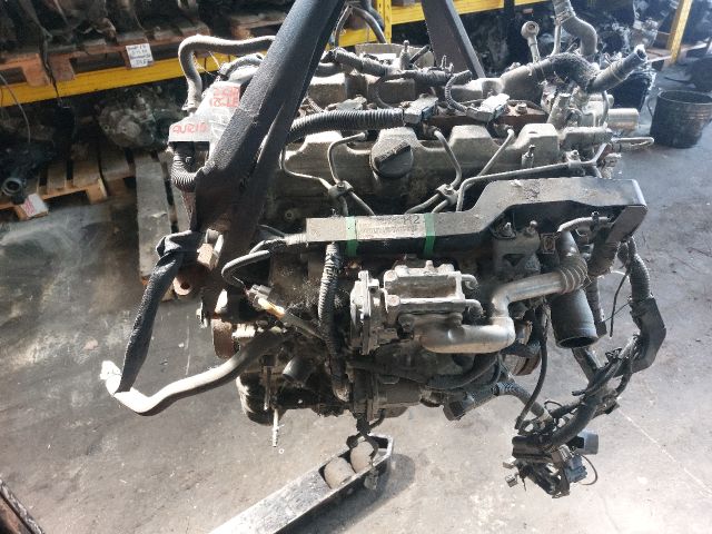 bontott TOYOTA AURIS Komplett Motor (Segédberendezésekkel)