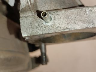 bontott TOYOTA AURIS Komplett Motor (Segédberendezésekkel)