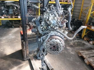 bontott TOYOTA AURIS Komplett Motor (Segédberendezésekkel)