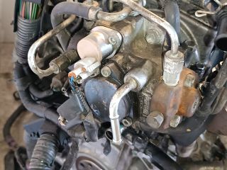 bontott TOYOTA AURIS Komplett Motor (Segédberendezésekkel)