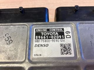 bontott TOYOTA AURIS Motorvezérlő
