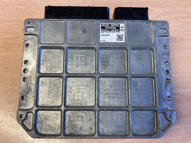 bontott TOYOTA AURIS Motorvezérlő