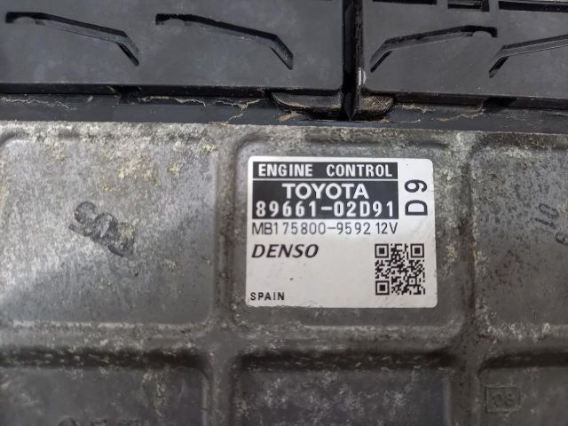 bontott TOYOTA AURIS Motorvezérlő