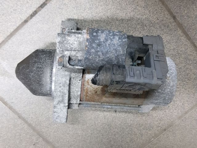 bontott TOYOTA AURIS Önindító