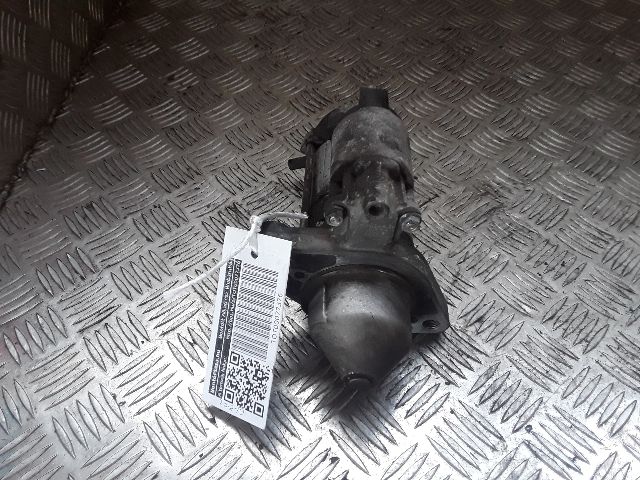 bontott TOYOTA AURIS Önindító