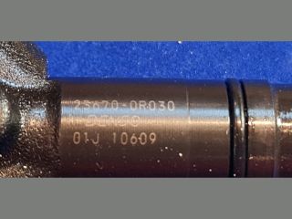 bontott TOYOTA AURIS Porlasztó (1 db)