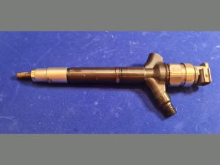 bontott TOYOTA AURIS Porlasztó (1 db)