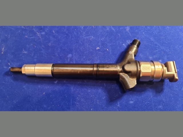 bontott TOYOTA AURIS Porlasztó (1 db)