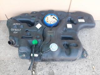 bontott TOYOTA AURIS Tank