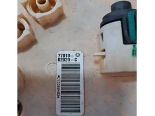 bontott TOYOTA AURIS Üzemanyag Szivattyú