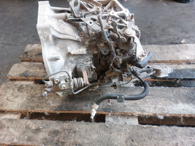 bontott TOYOTA AURIS Váltó (Mechanikus)