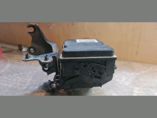 bontott TOYOTA AURIS ABS Kocka