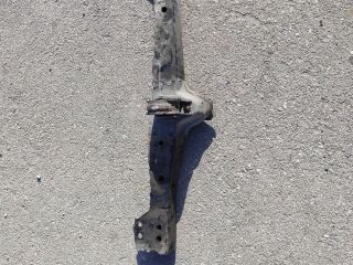 bontott TOYOTA AURIS Alsó Összekötő