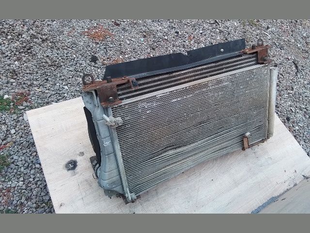 bontott TOYOTA AURIS Hűtő Ventilátor(ok), Radiátor(ok) Szett