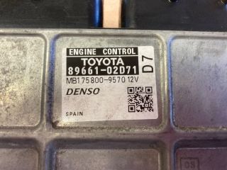 bontott TOYOTA AURIS Motorvezérlő