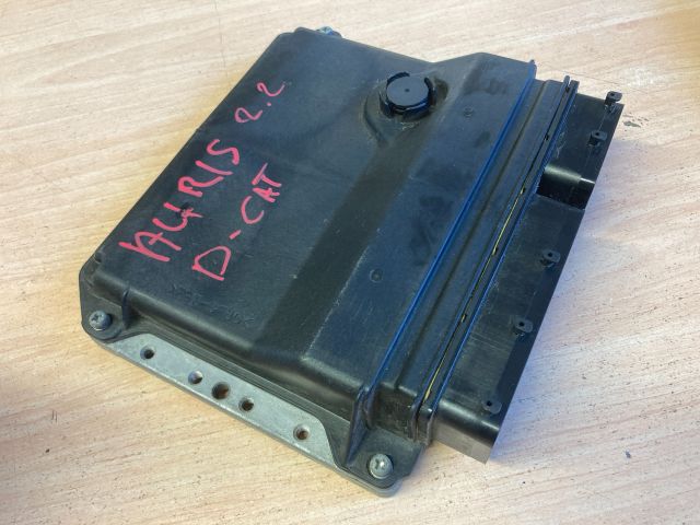 bontott TOYOTA AURIS Motorvezérlő