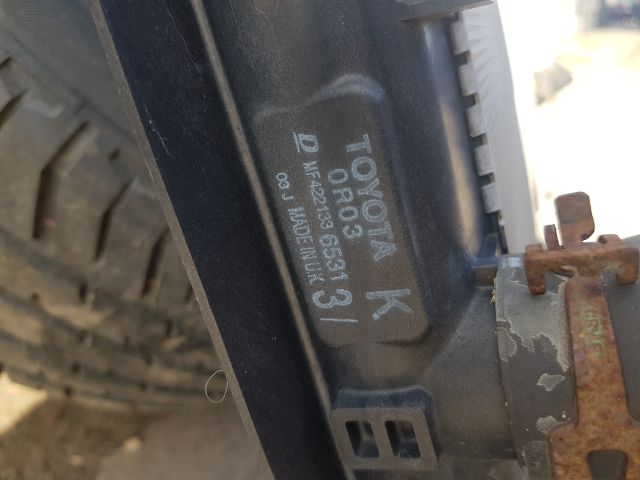 bontott TOYOTA AURIS Vízhűtő Radiátor (Klímás)