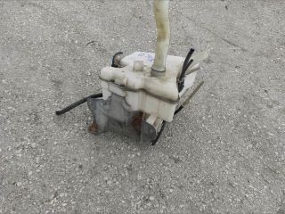 bontott TOYOTA AURIS Ablakmosó Tartály