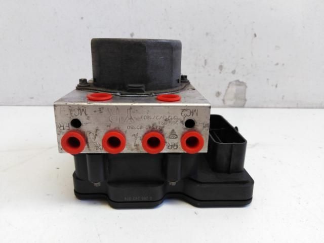 bontott TOYOTA AURIS ABS Kocka