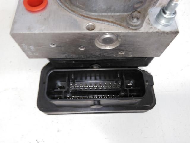 bontott TOYOTA AURIS ABS Kocka