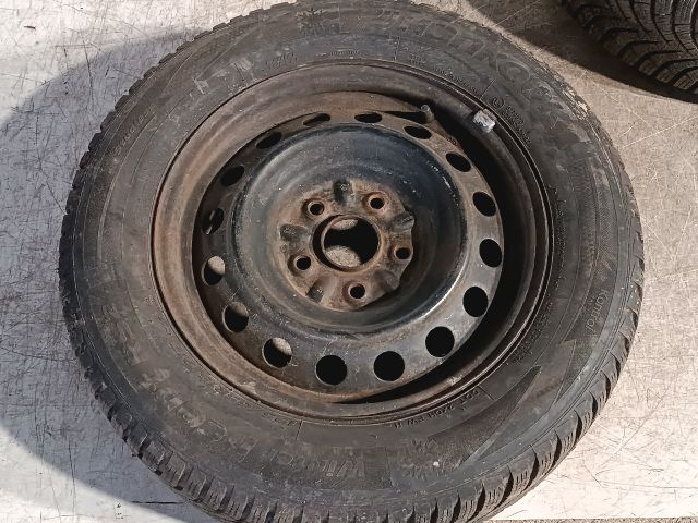 bontott TOYOTA AURIS Acélfelni Szett Gumival