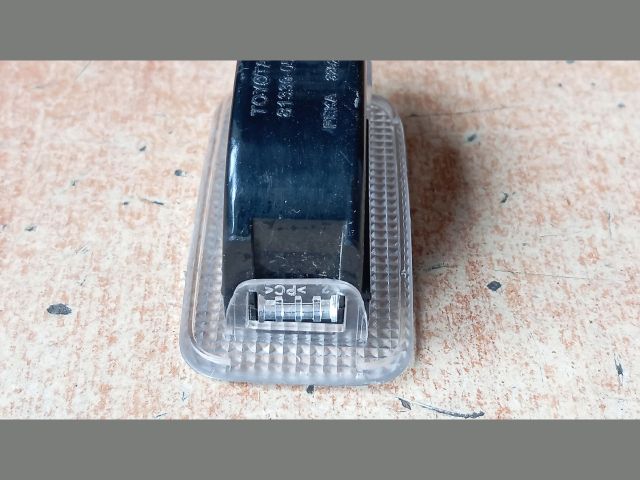 bontott TOYOTA AURIS Ajtó Kárpit Világítás