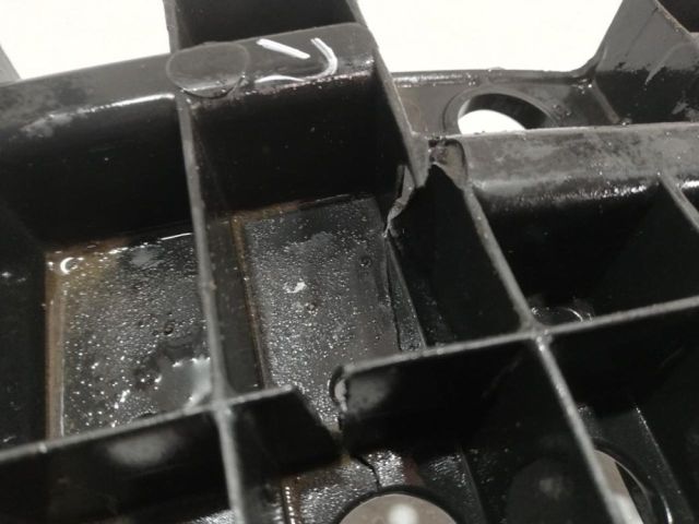 bontott TOYOTA AURIS Alsó Hűtőburkolat