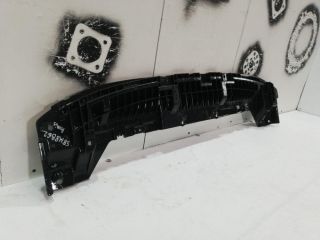 bontott TOYOTA AURIS Alsó Hűtőburkolat