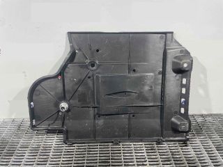 bontott TOYOTA AURIS Alsó Motorburkolat