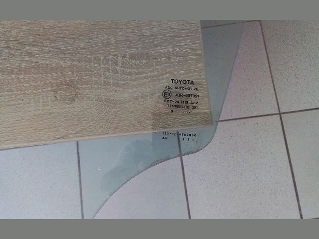 bontott TOYOTA AURIS Bal első Ablak