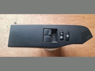 bontott TOYOTA AURIS Bal első Ablakemelő Kapcsoló