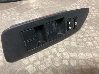 bontott TOYOTA AURIS Bal első Ablakemelő Kapcsoló