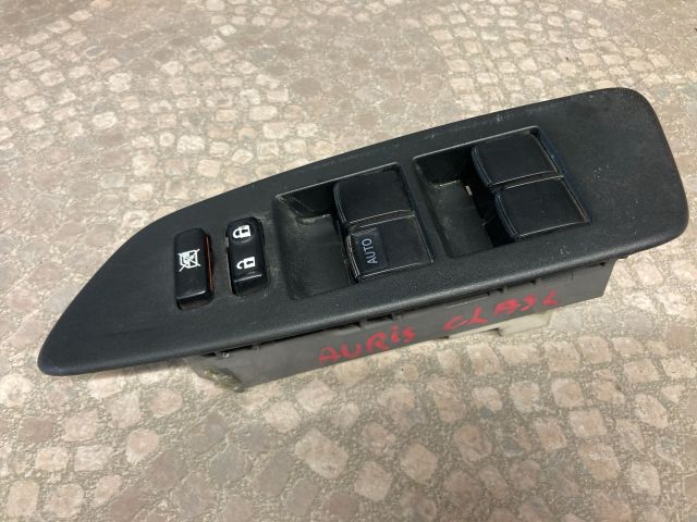 bontott TOYOTA AURIS Bal első Ablakemelő Kapcsoló