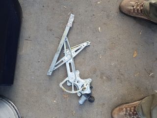 bontott TOYOTA AURIS Bal első Ablakemelő Szerkezet (Elektromos)