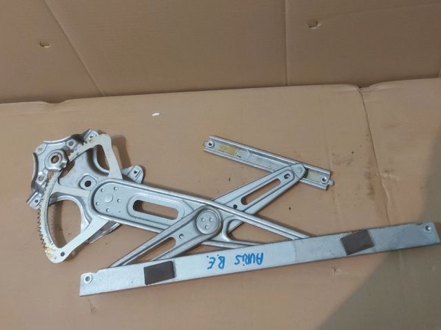 bontott TOYOTA AURIS Bal első Ablakemelő Szerkezet (Elektromos)