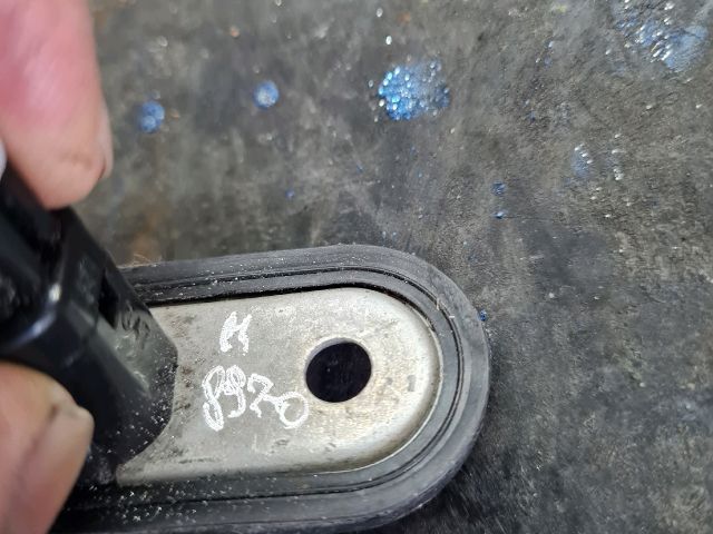 bontott TOYOTA AURIS Bal első Ajtó Kapcsoló