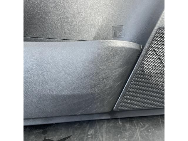 bontott TOYOTA AURIS Bal első Ajtó Kárpit